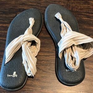 Sanuk sandals
